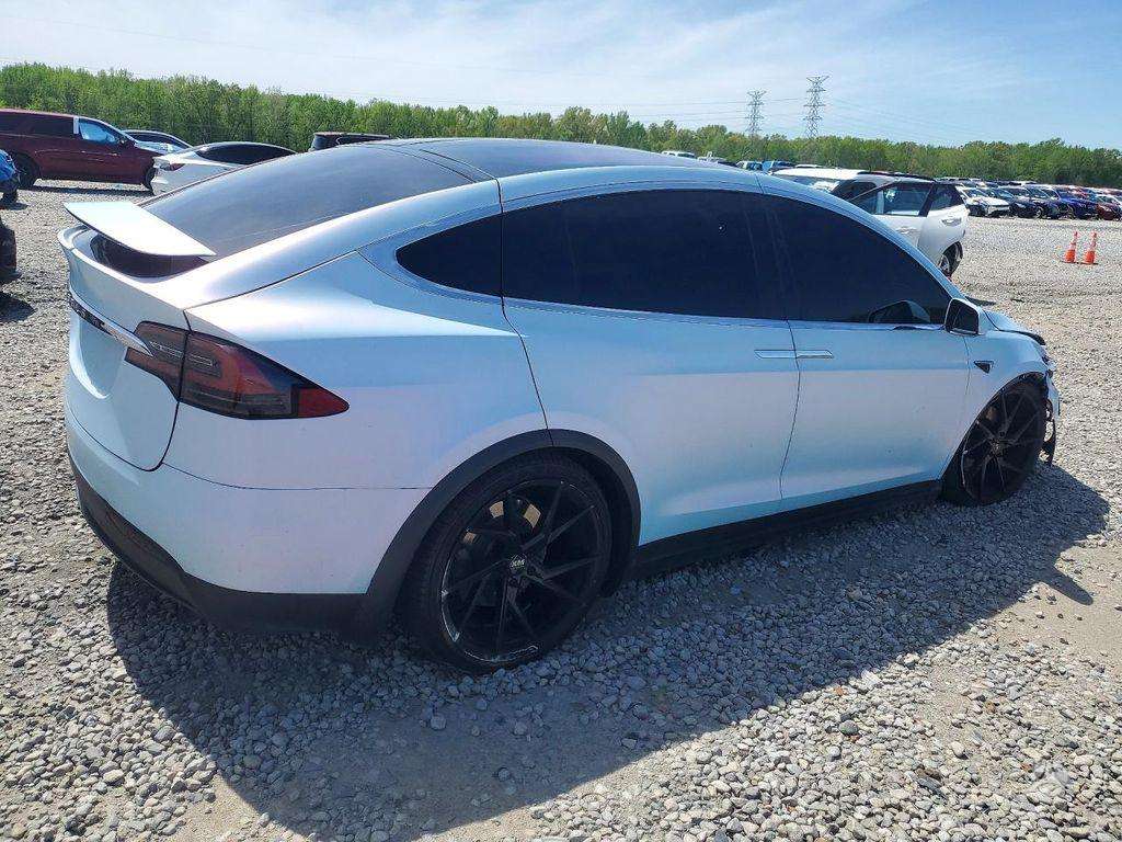 Tesla Model X, 75 kWh, off-road / crossover