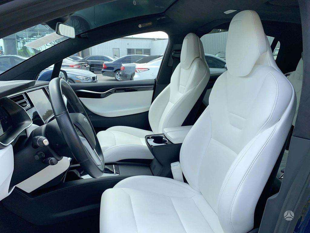 Tesla Model X, 75 kWh, off-road / crossover