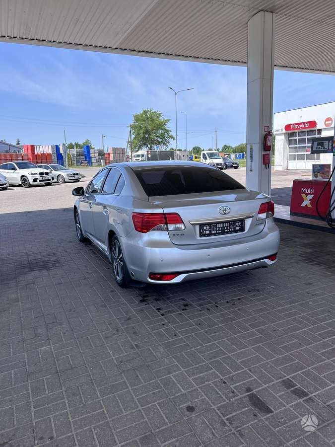 Toyota Avensis - 3