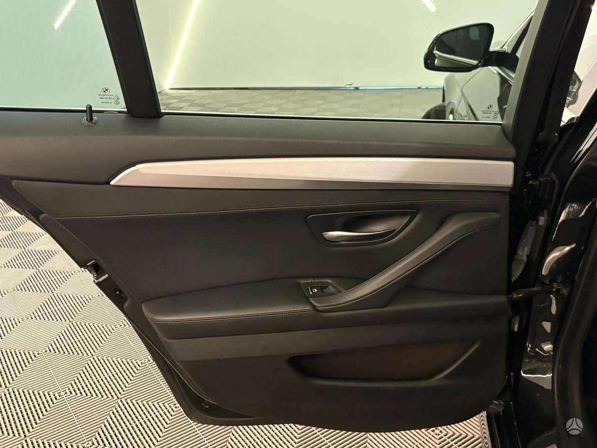 BMW 520, 2.0 l., wagon