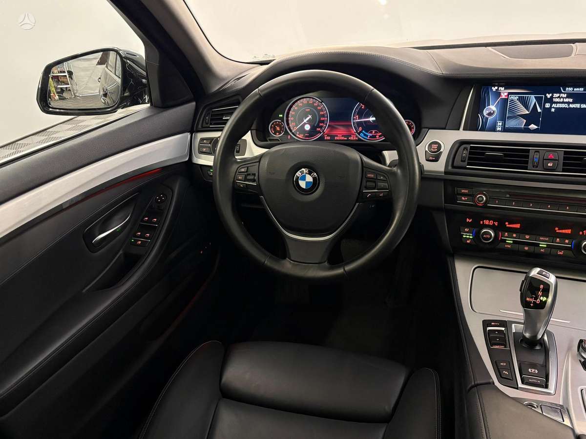 BMW 520, 2.0 l., wagon