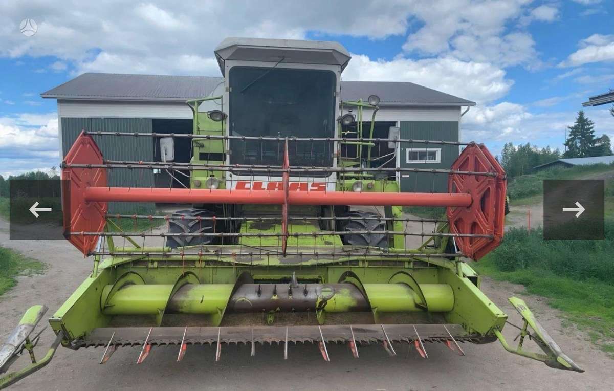Claas 68, kombainai
