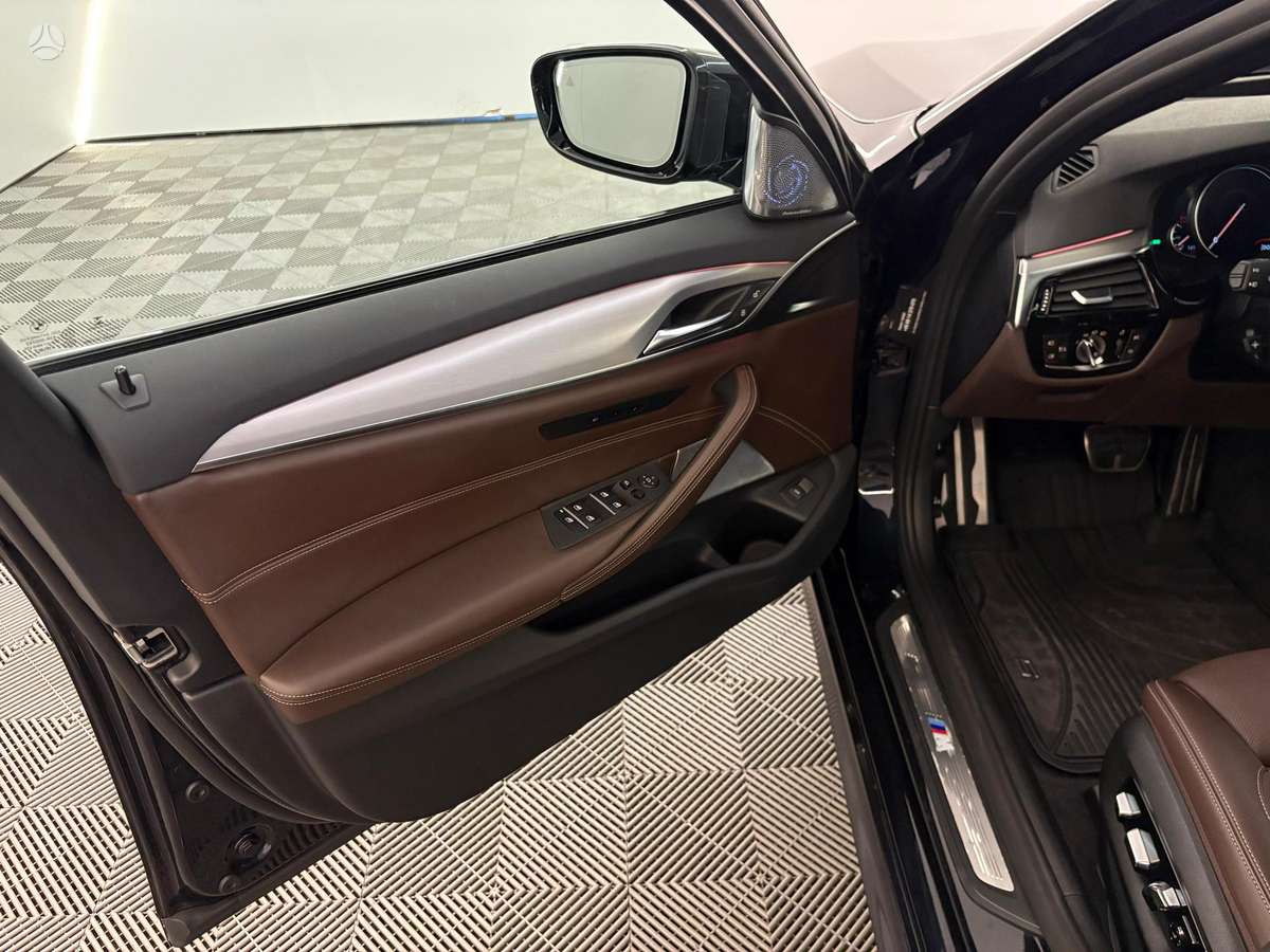 BMW 530, 3.0 l., Универсал