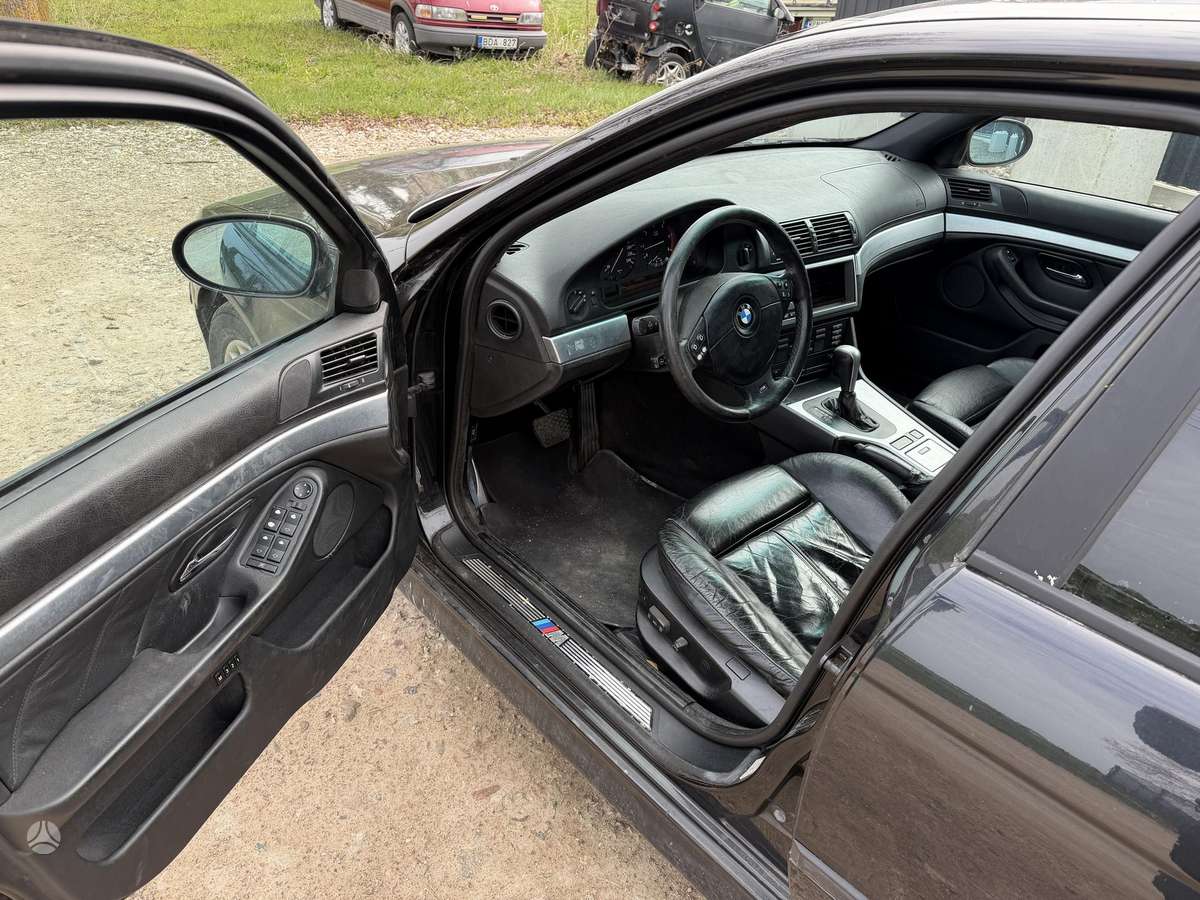 BMW 530, 2.9 l., Седан