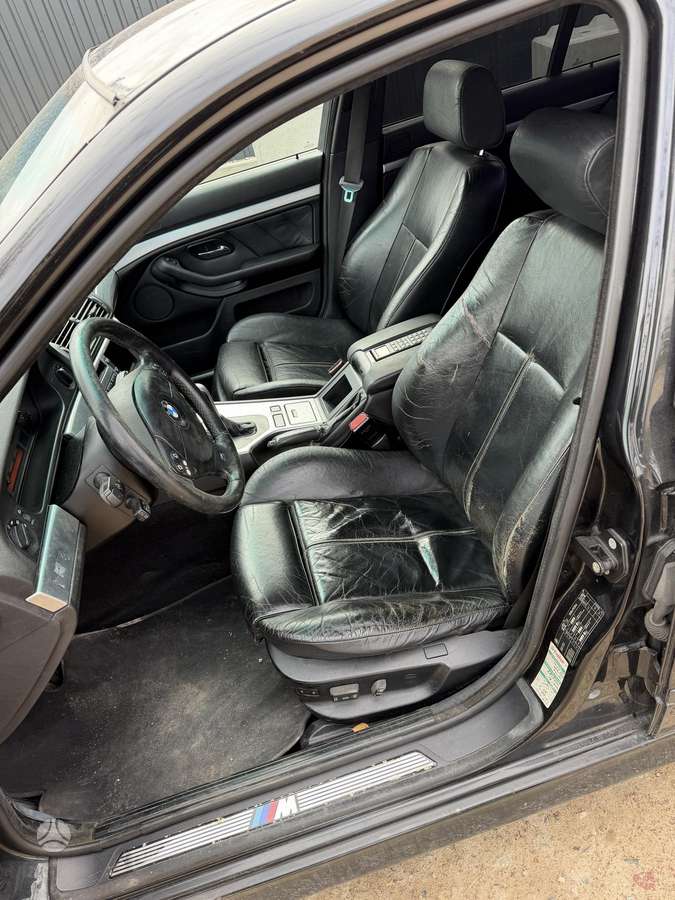 BMW 530, 2.9 l., Седан
