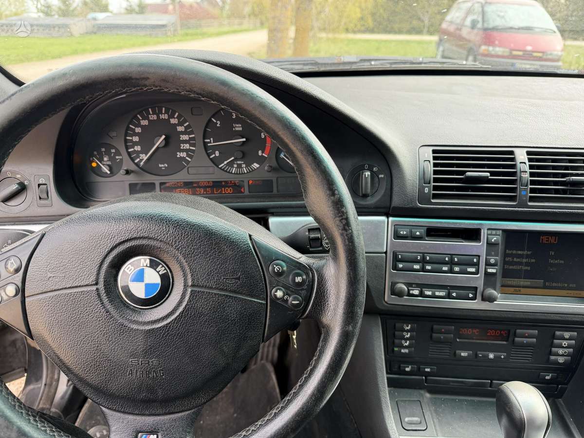 BMW 530, 2.9 l., Седан