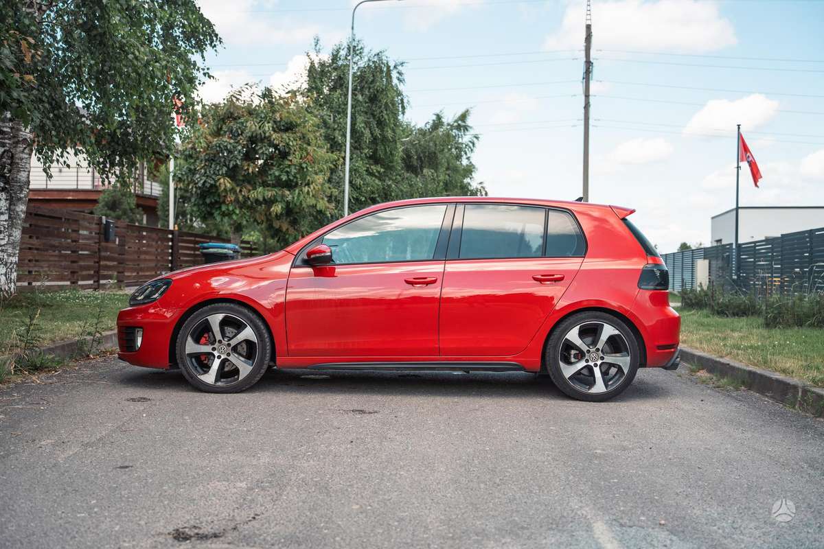 Volkswagen Golf, 2.0 l., Хэтчбек