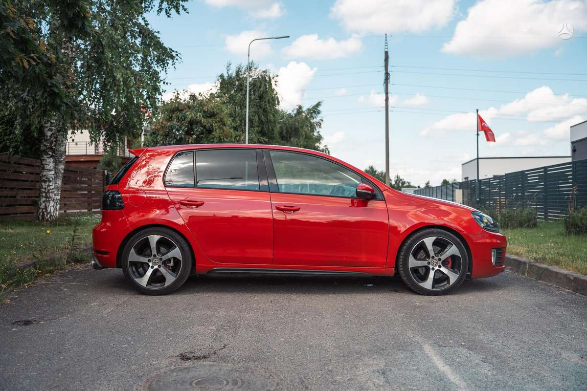 Volkswagen Golf, 2.0 l., Хэтчбек