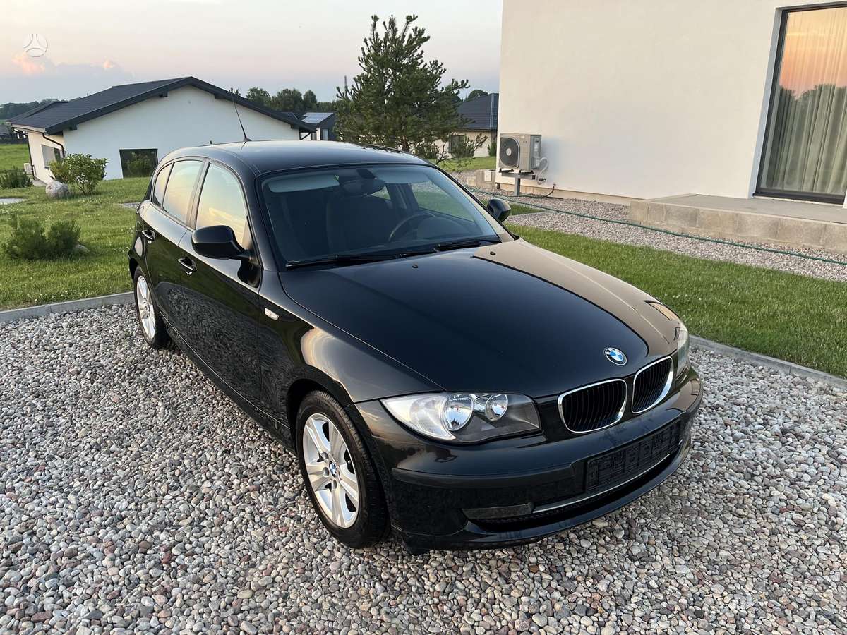BMW 118, 2.0 l., Хэтчбек