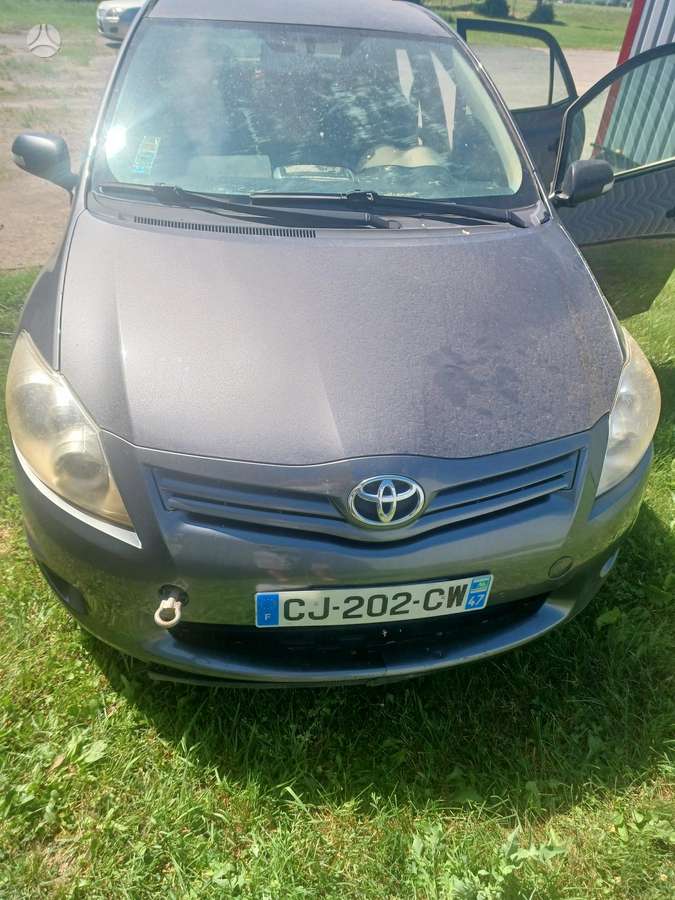 Toyota Auris body parts