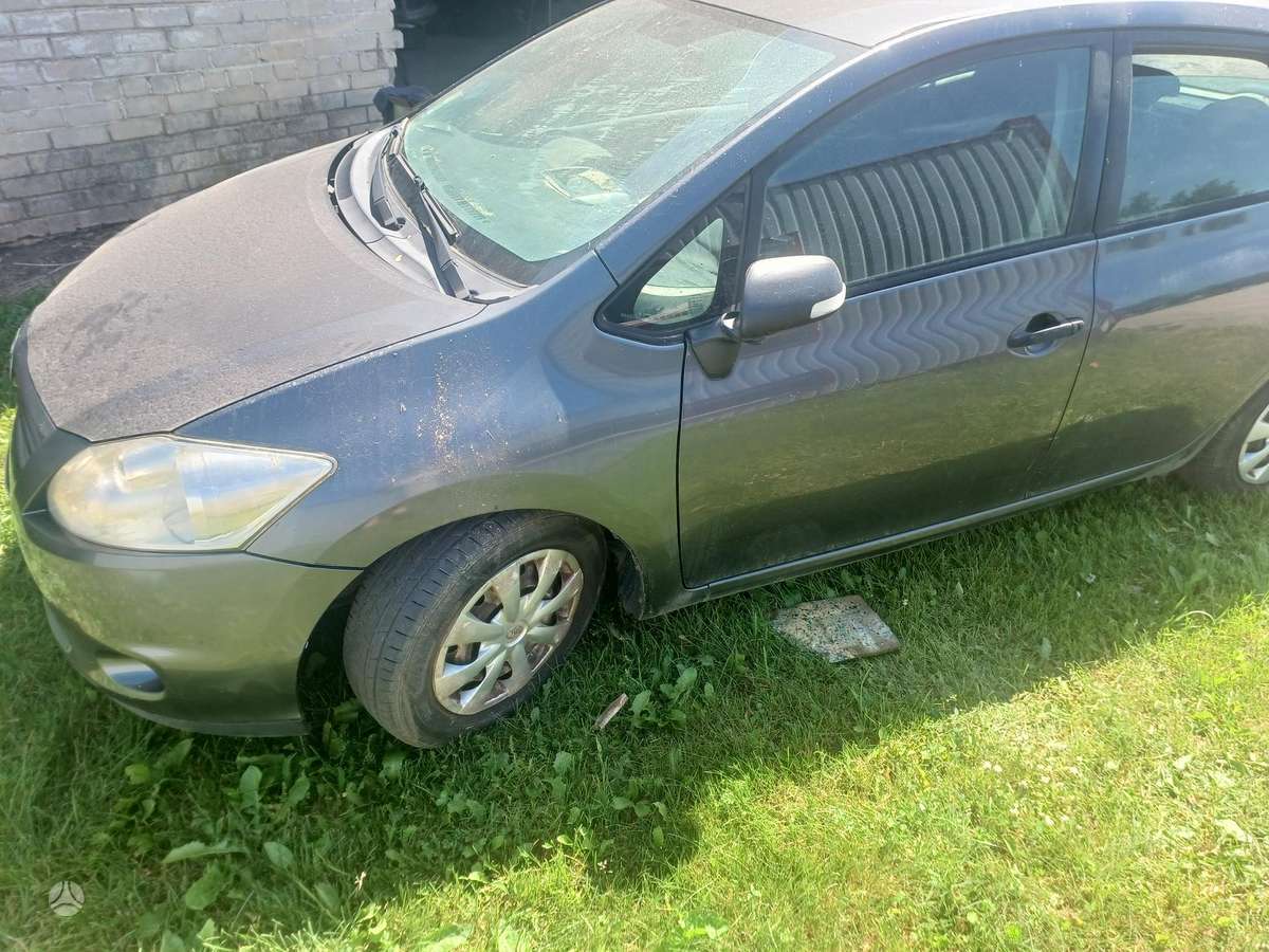 Toyota Auris body parts