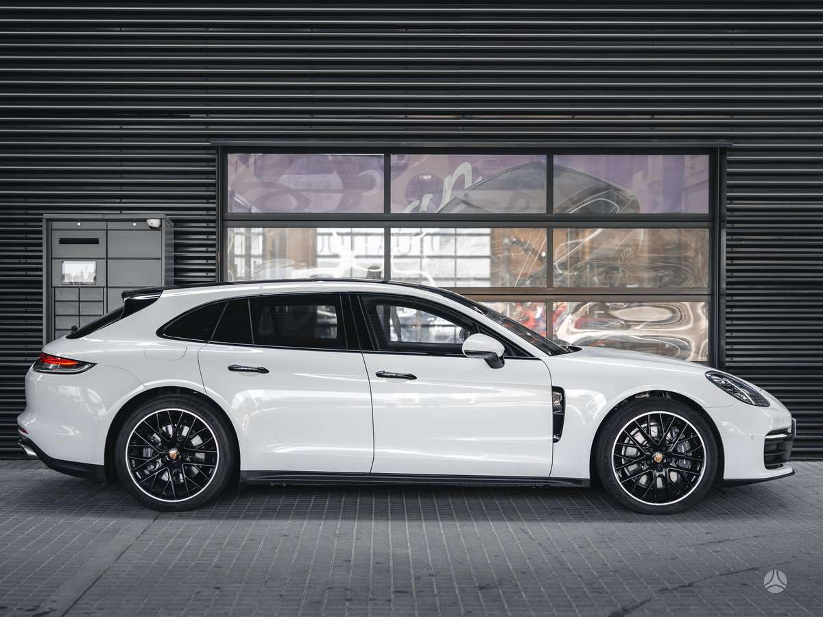 Porsche Panamera - 5