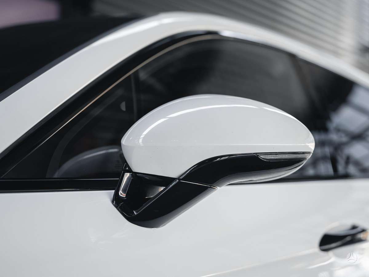 Porsche Panamera - 9