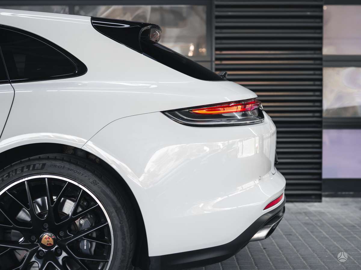 Porsche Panamera - 11