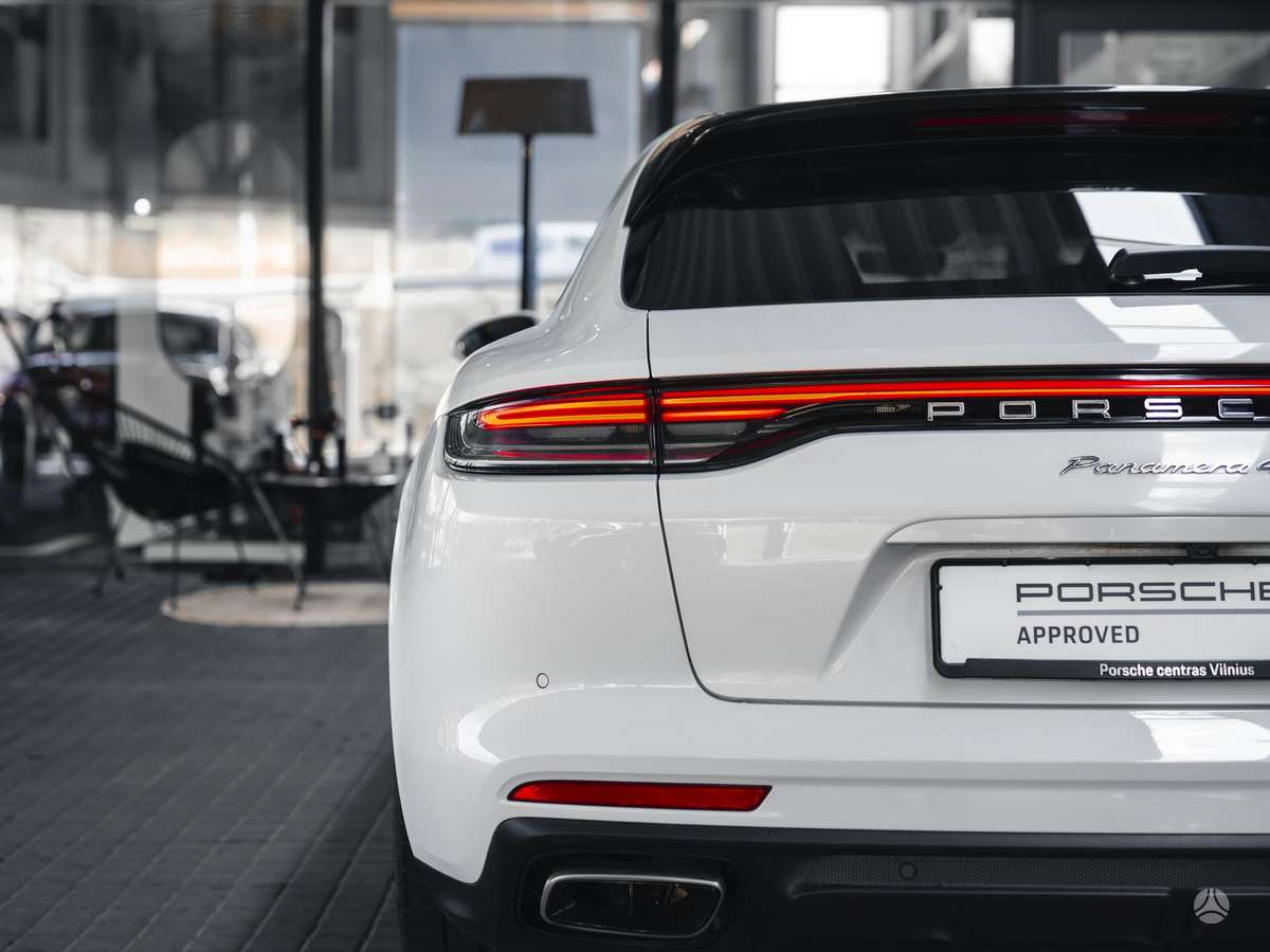 Porsche Panamera - 10