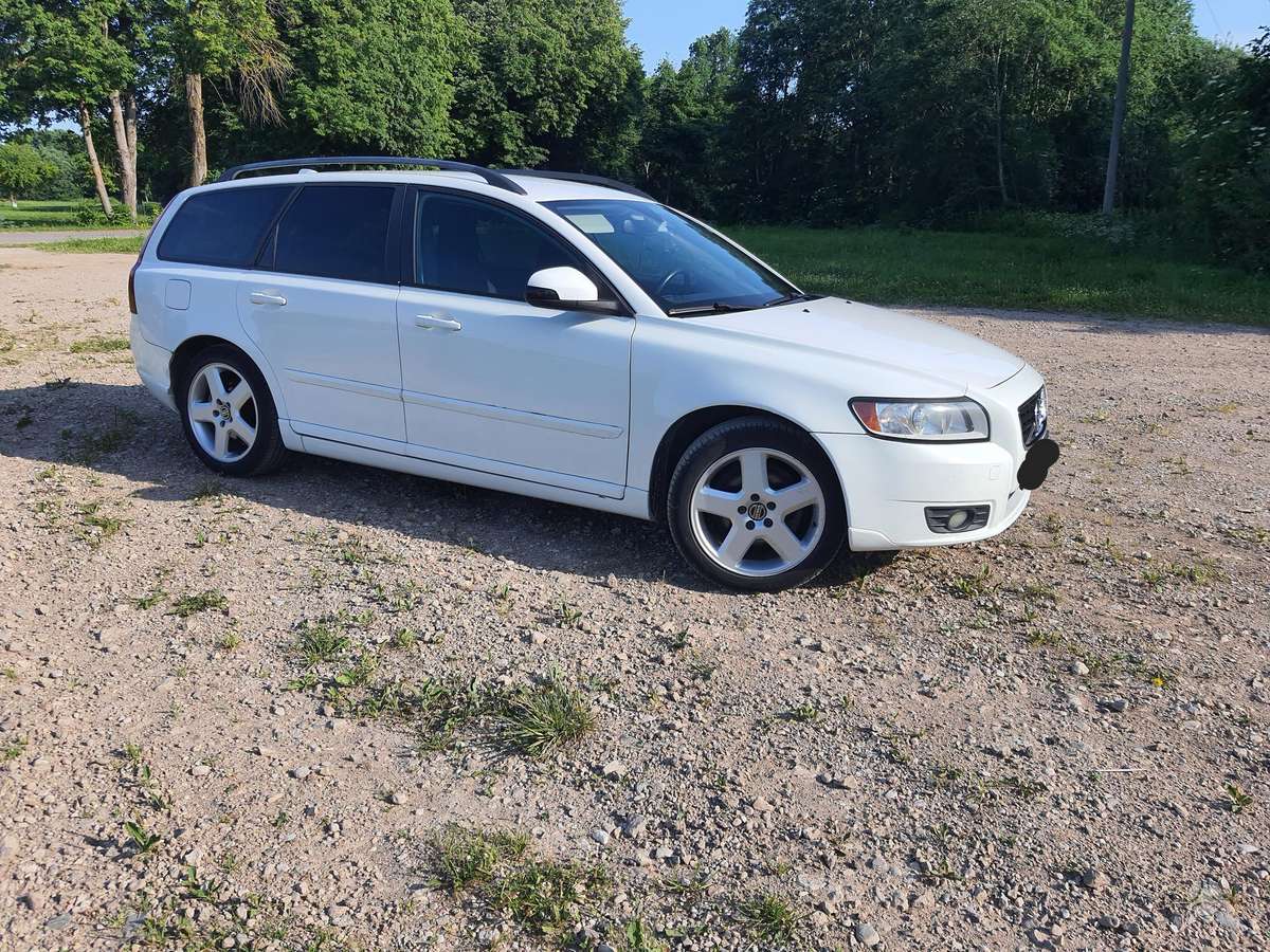 Volvo V50 - 2
