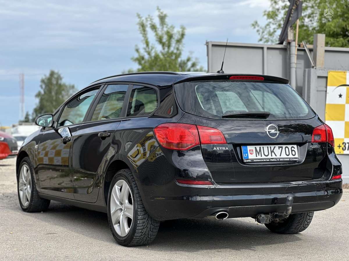 Opel Astra, 2.0 l., Универсал