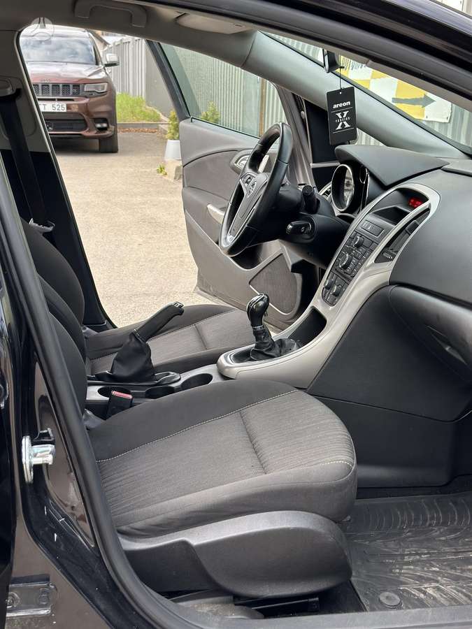 Opel Astra, 2.0 l., Универсал
