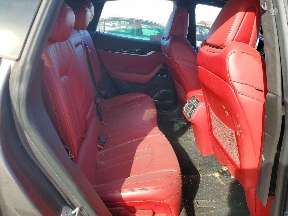 Maserati Levante for parts