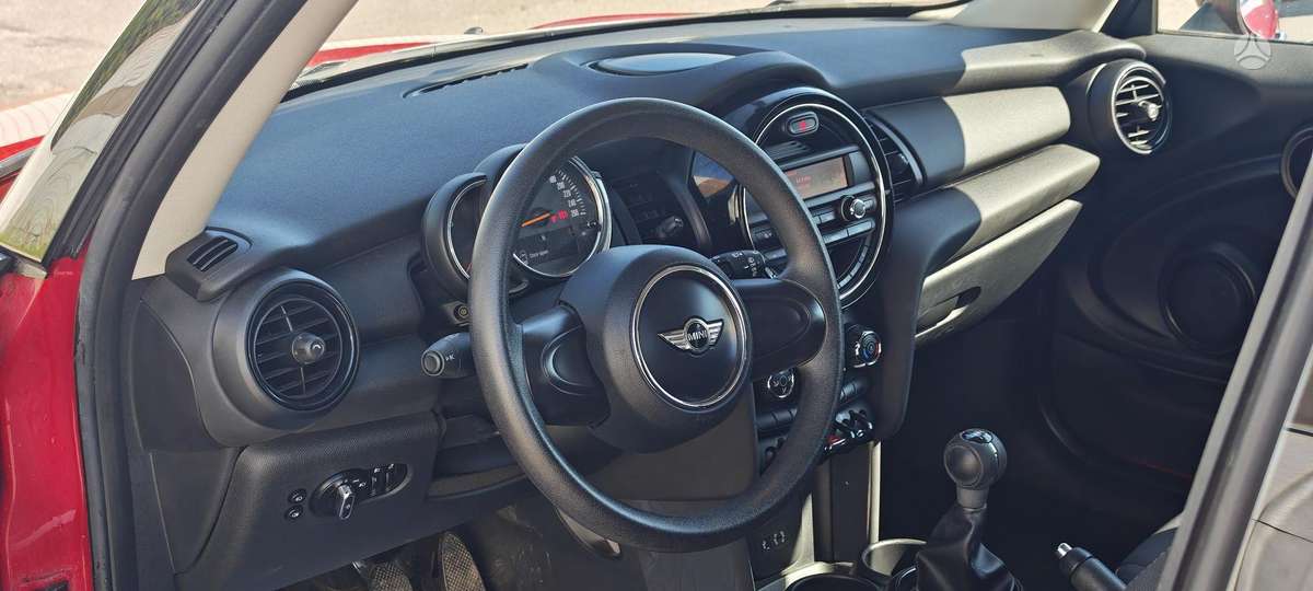Mini One, 1.2 l., hatchback