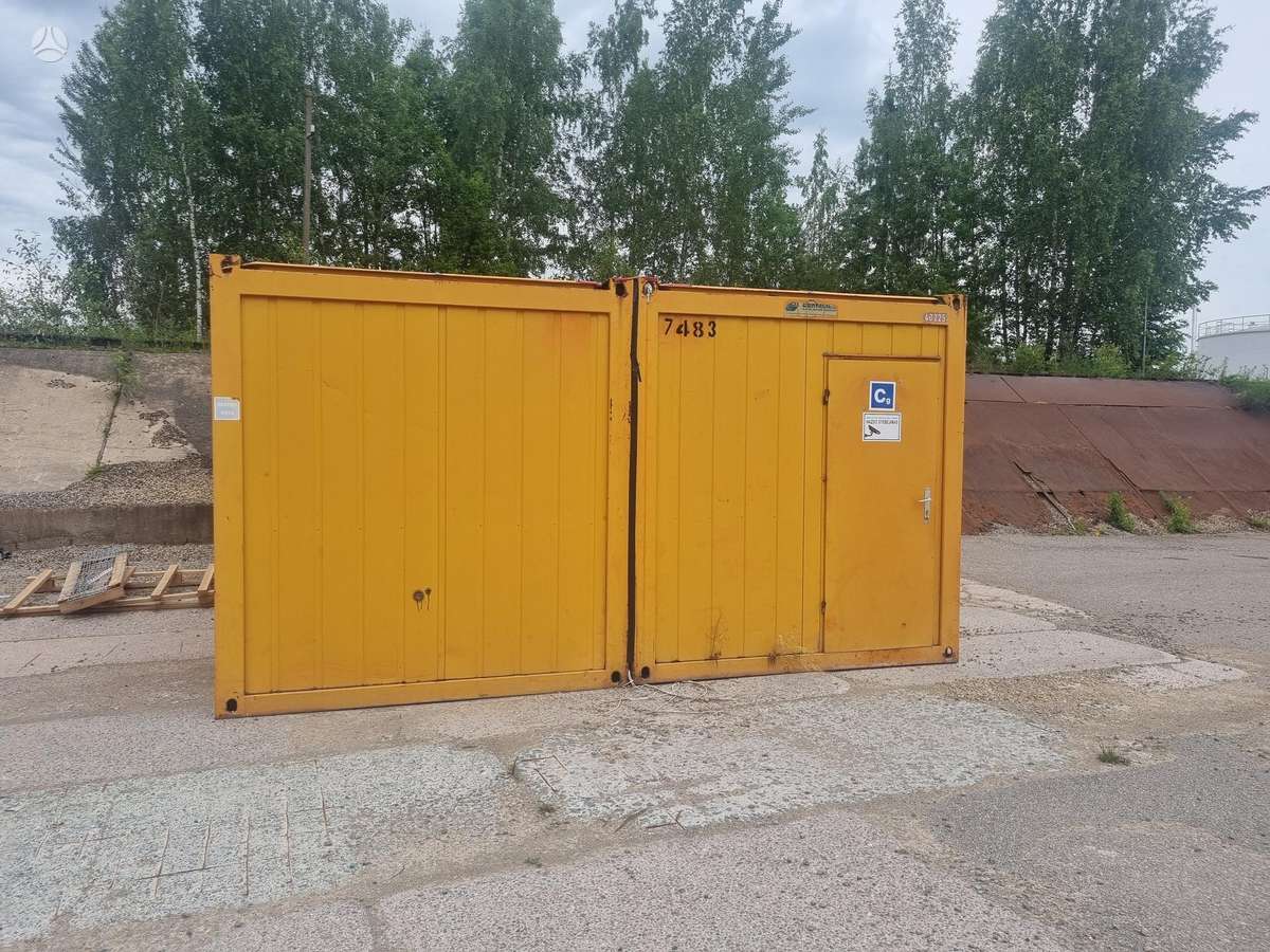 Elise 700 6x6, construction site / office containers