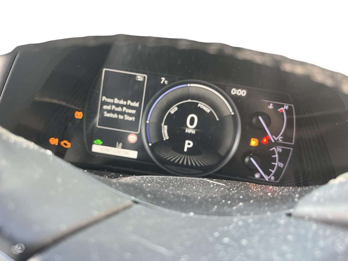 Lexus UX 250h