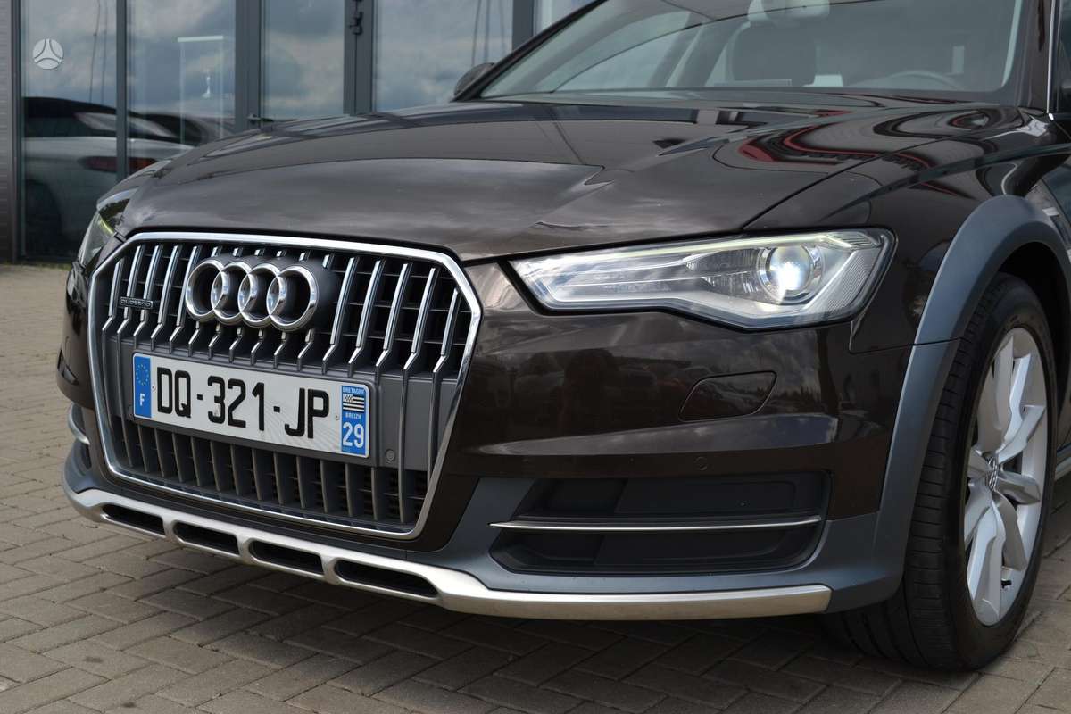 Audi A6 allroad, 3.0 l., Универсал
