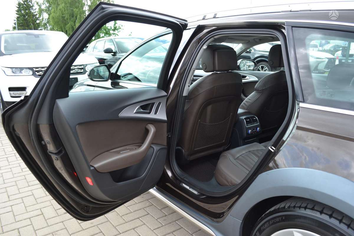 Audi A6 allroad, 3.0 l., Универсал