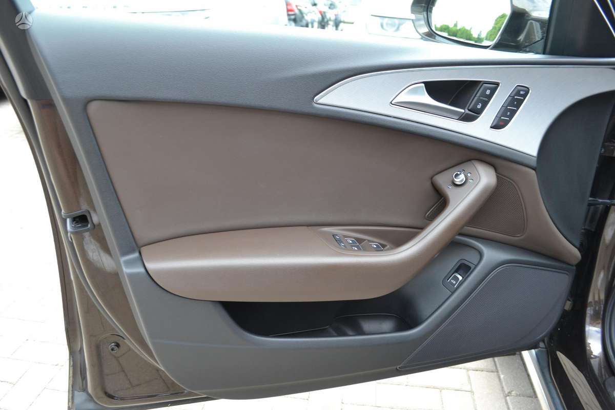 Audi A6 allroad, 3.0 l., Универсал
