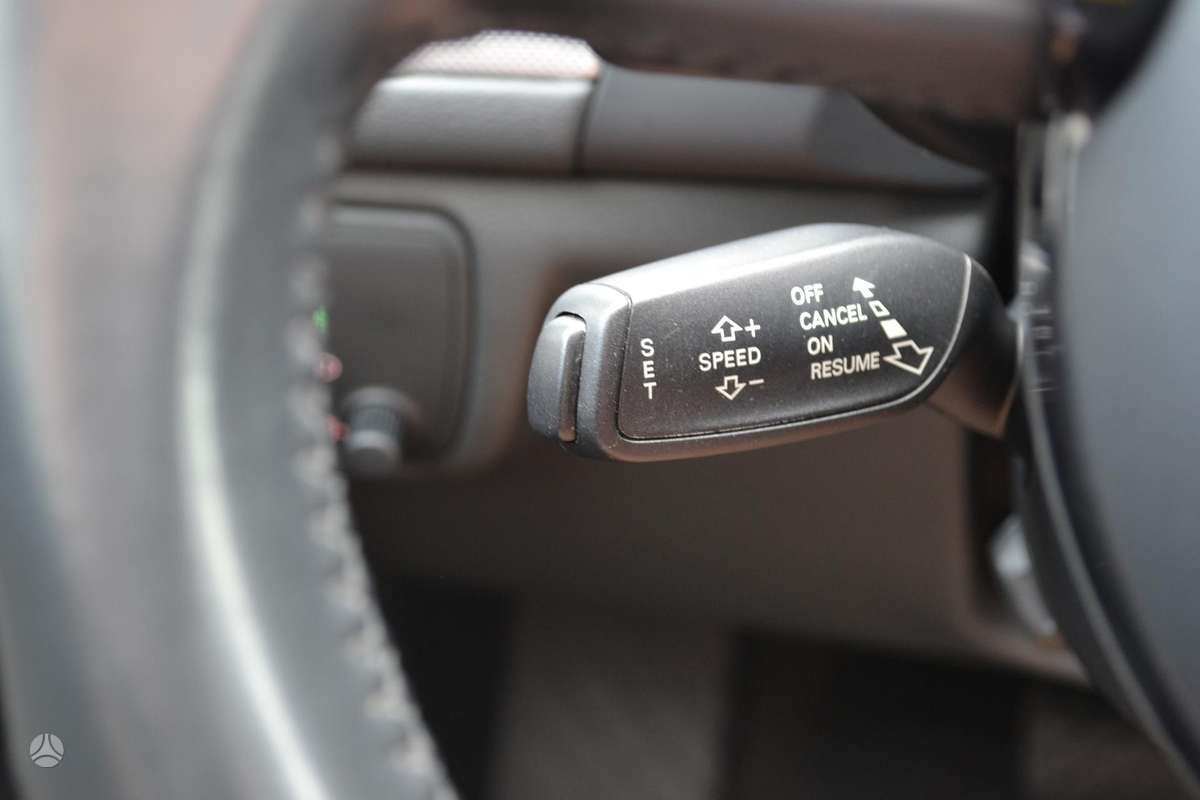 Audi A6 allroad, 3.0 l., Универсал
