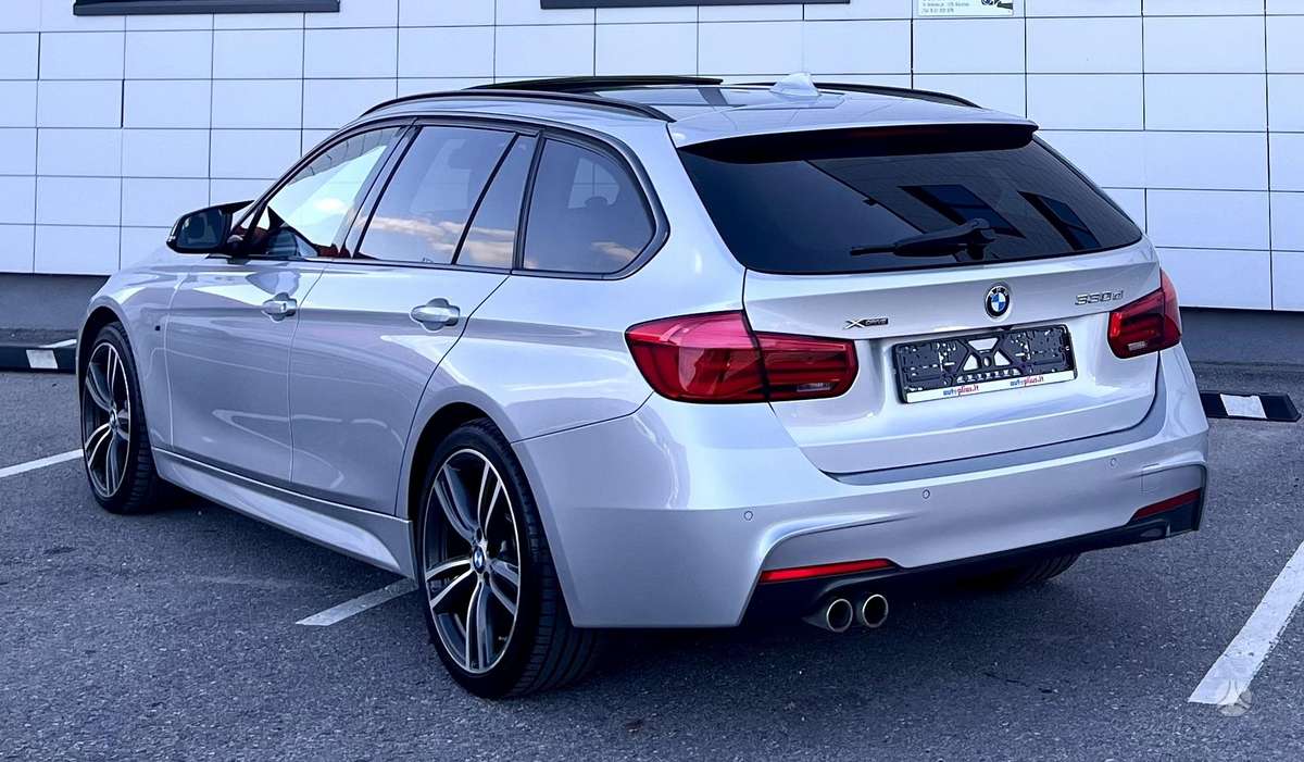 BMW 330, 3.0 l., wagon