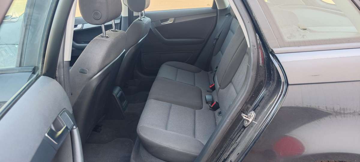 Audi A3, 1.8 l., hatchback