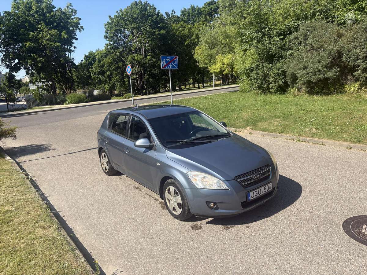 Kia Ceed, 1.6 l., hatchback