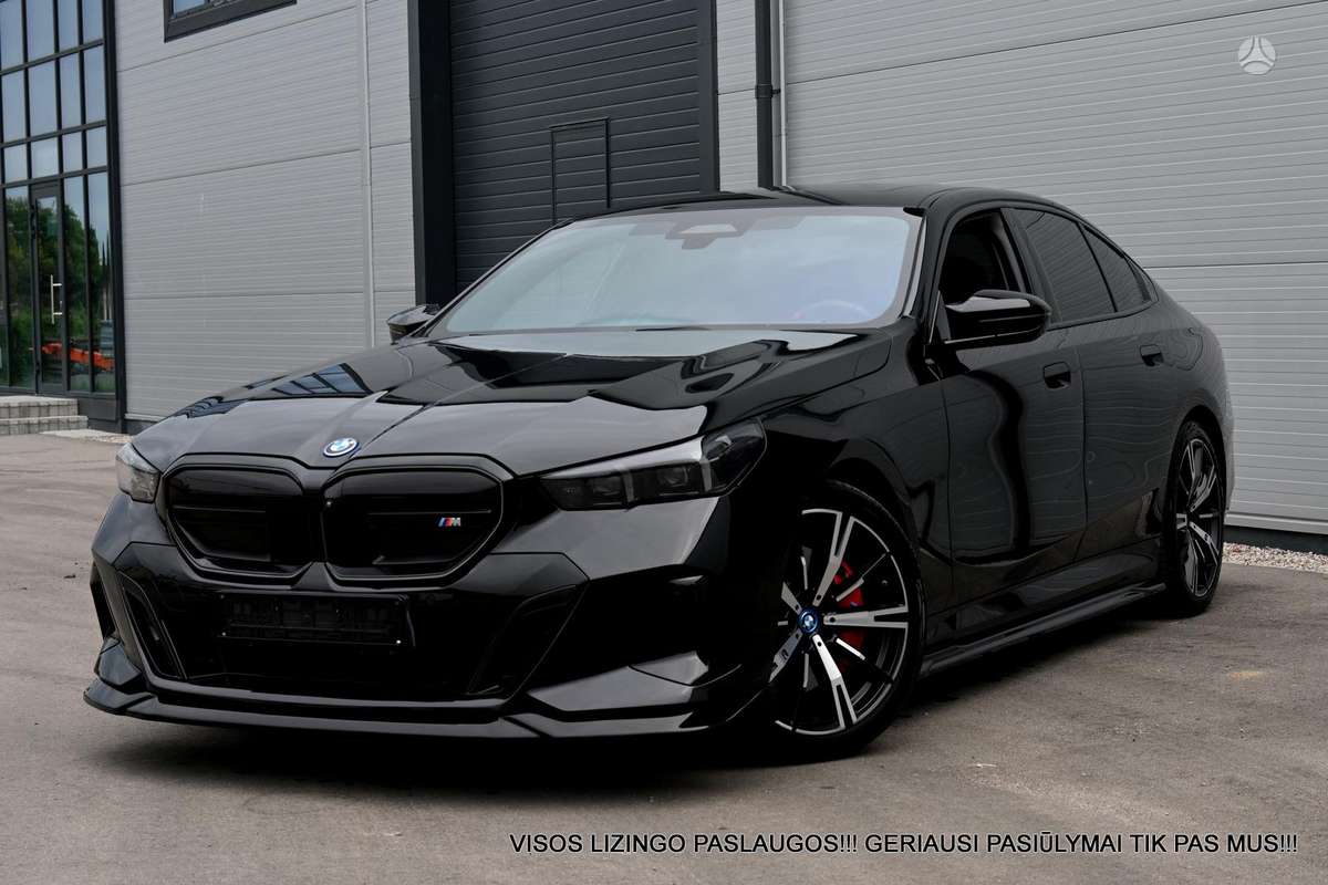 BMW i5, sedanas