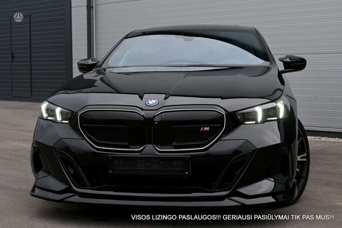 BMW i5, sedanas