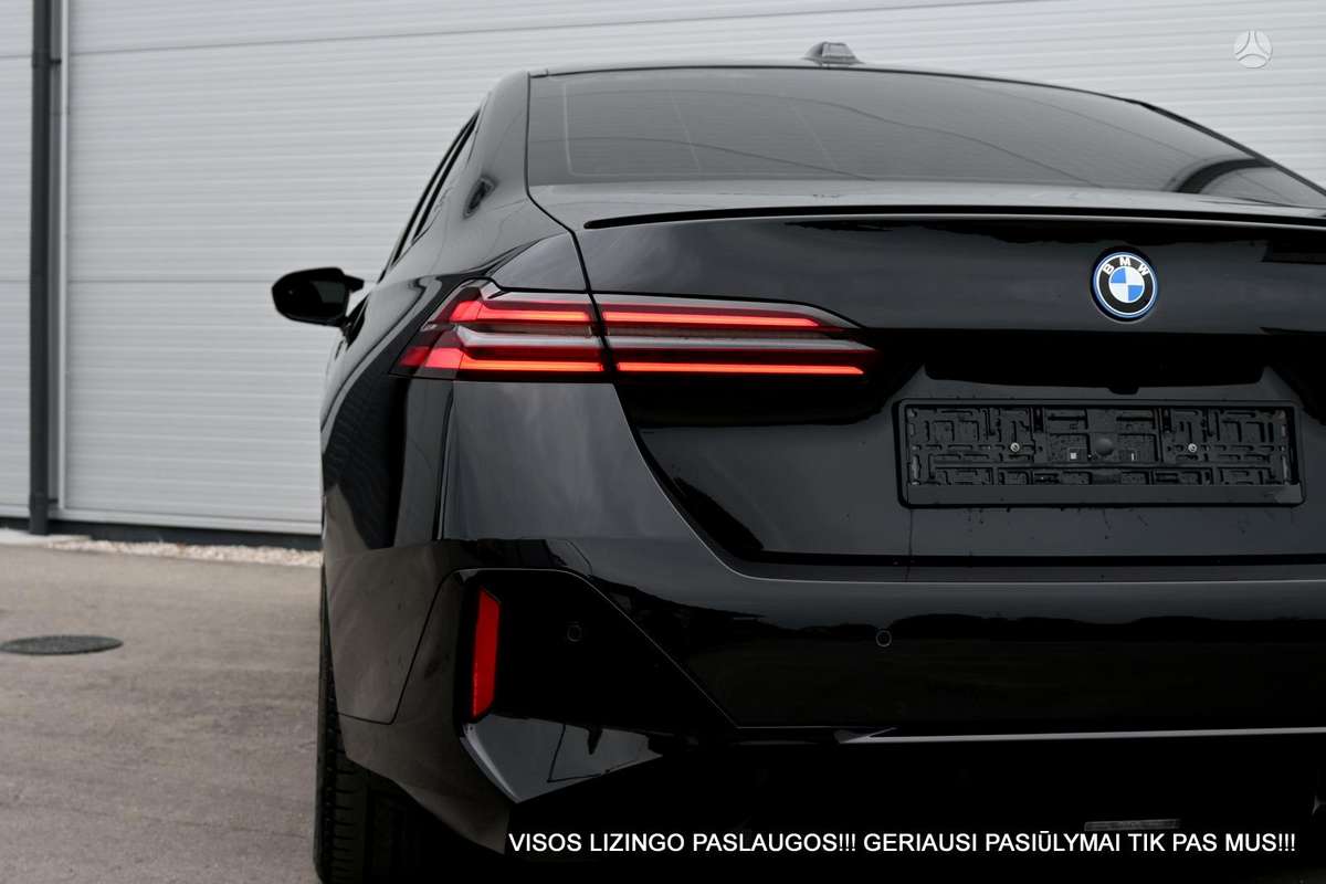 BMW i5, saloon / sedan