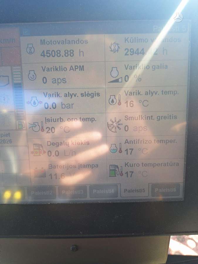 Case-IH 8120, kombaini