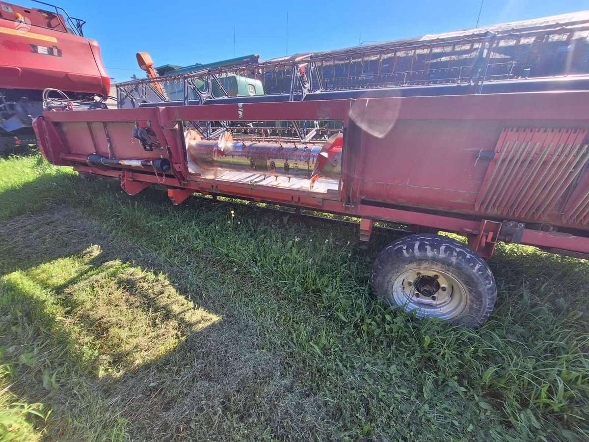 Case-IH 8120, combine harvesters