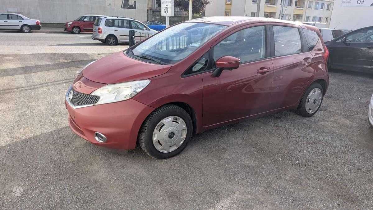 Nissan Note, 1.5 l., hatchback