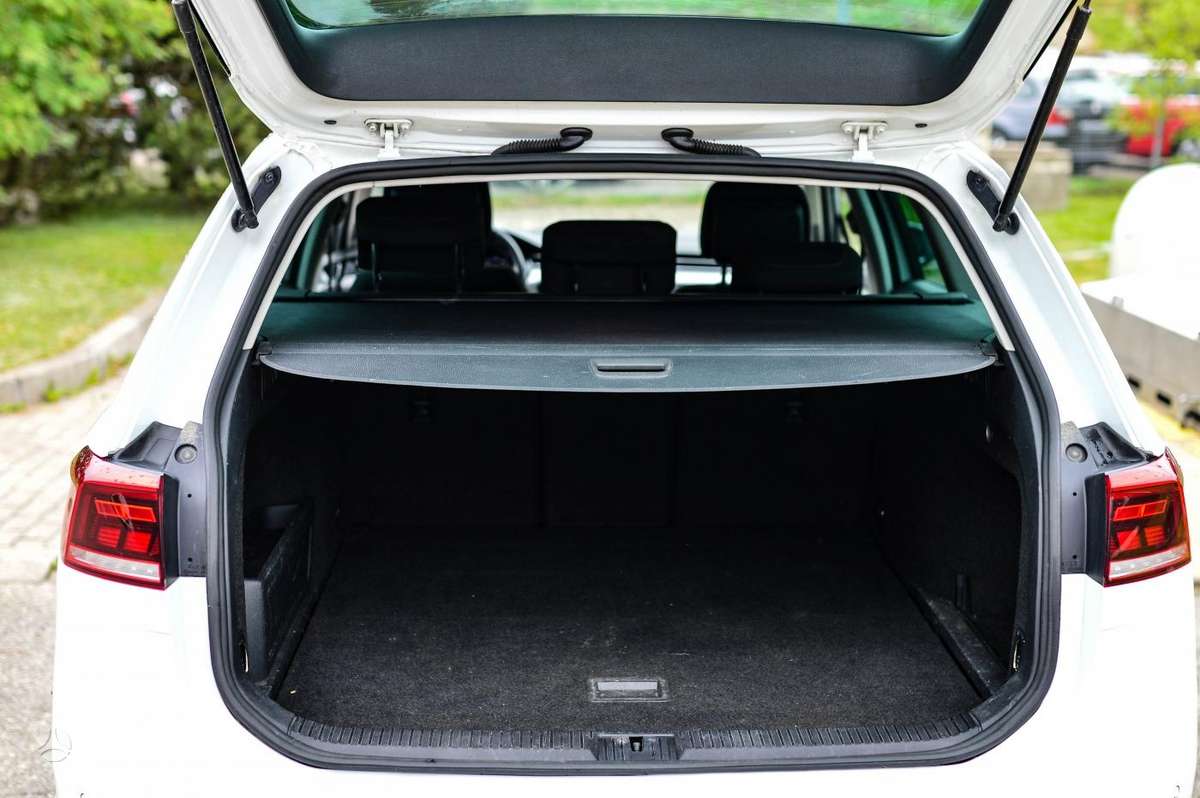 Volkswagen Passat - 6