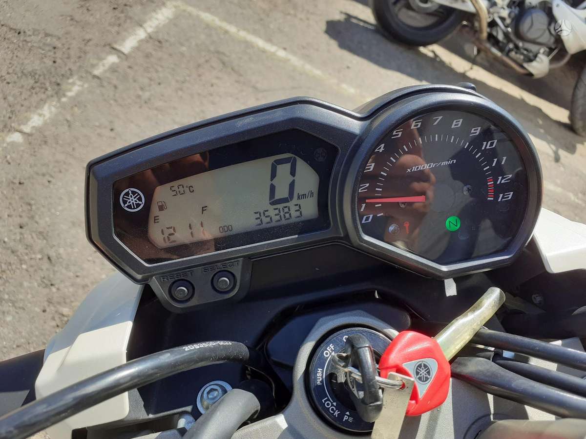 Yamaha XJ6 600cc, street / classic