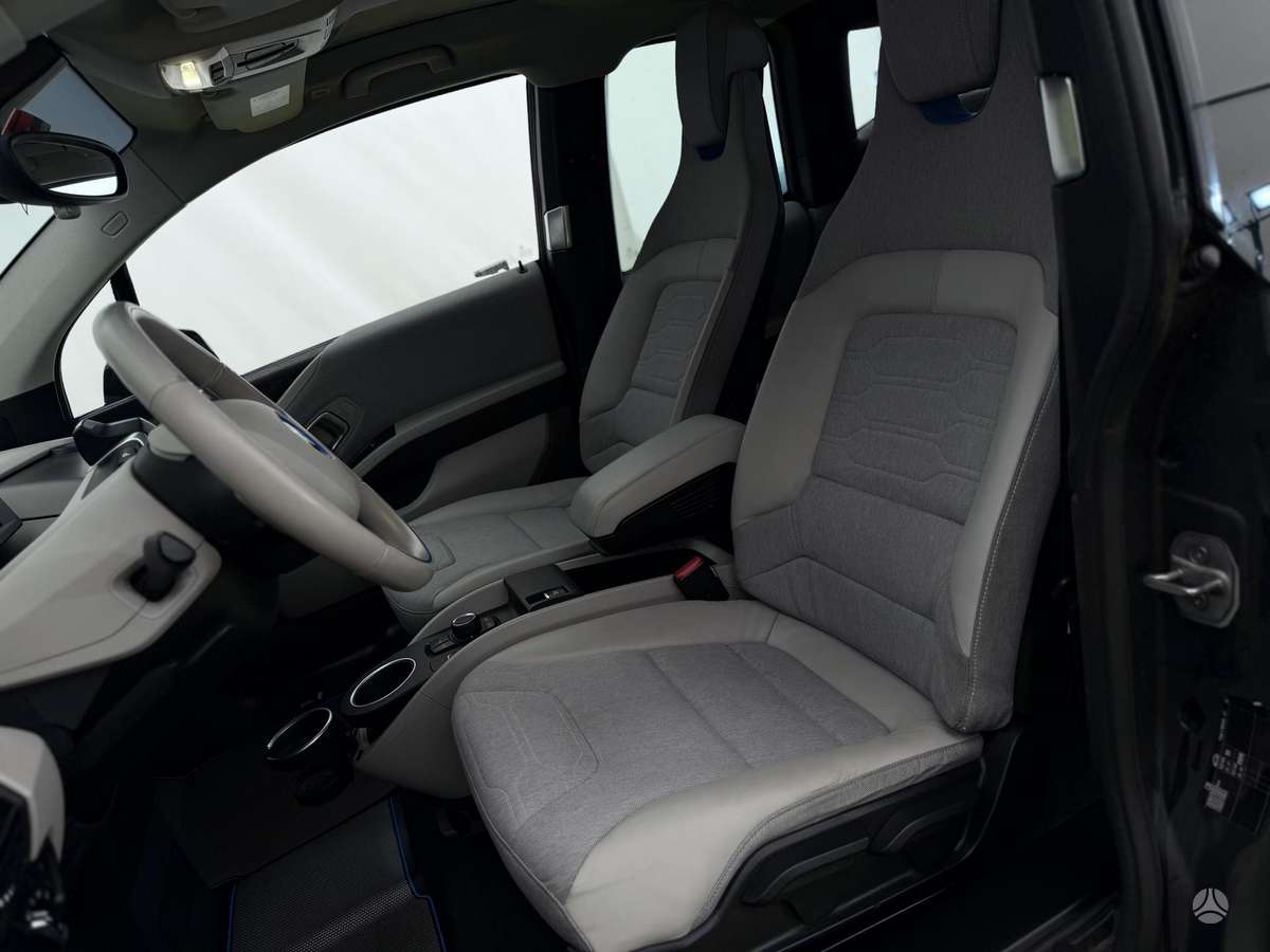 BMW i3, 19 kWh, hatchback