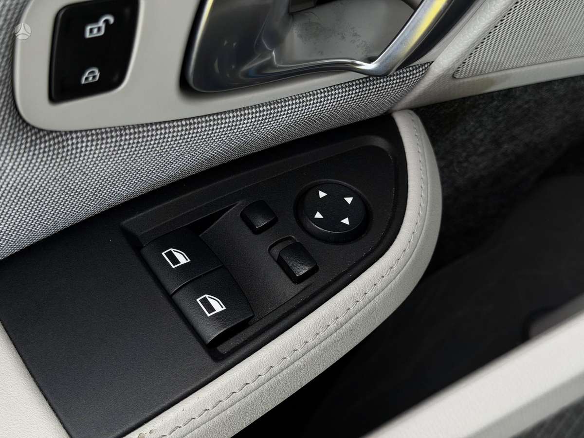 BMW i3, 19 kWh, hatchback