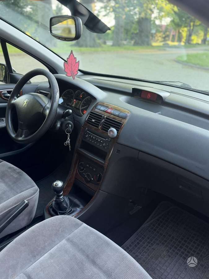 Peugeot 307, 2.0 l., hatchback