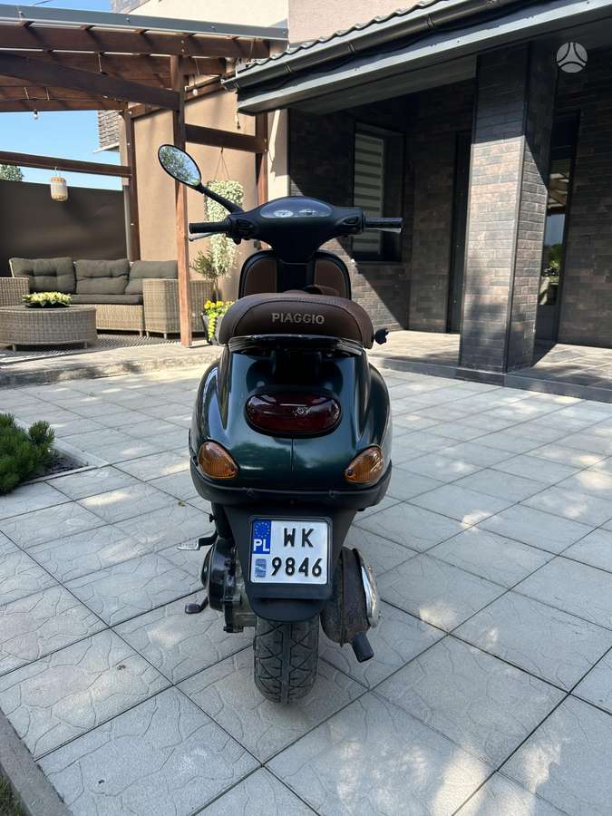 Piaggio Vespa 49cc, мотороллеры / мопеды