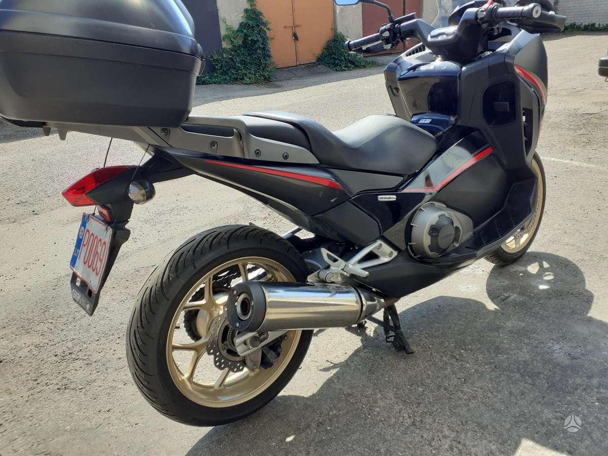 Honda NC 750cc, мотороллеры / мопеды