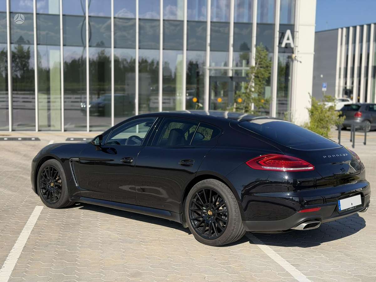 Porsche Panamera - 9