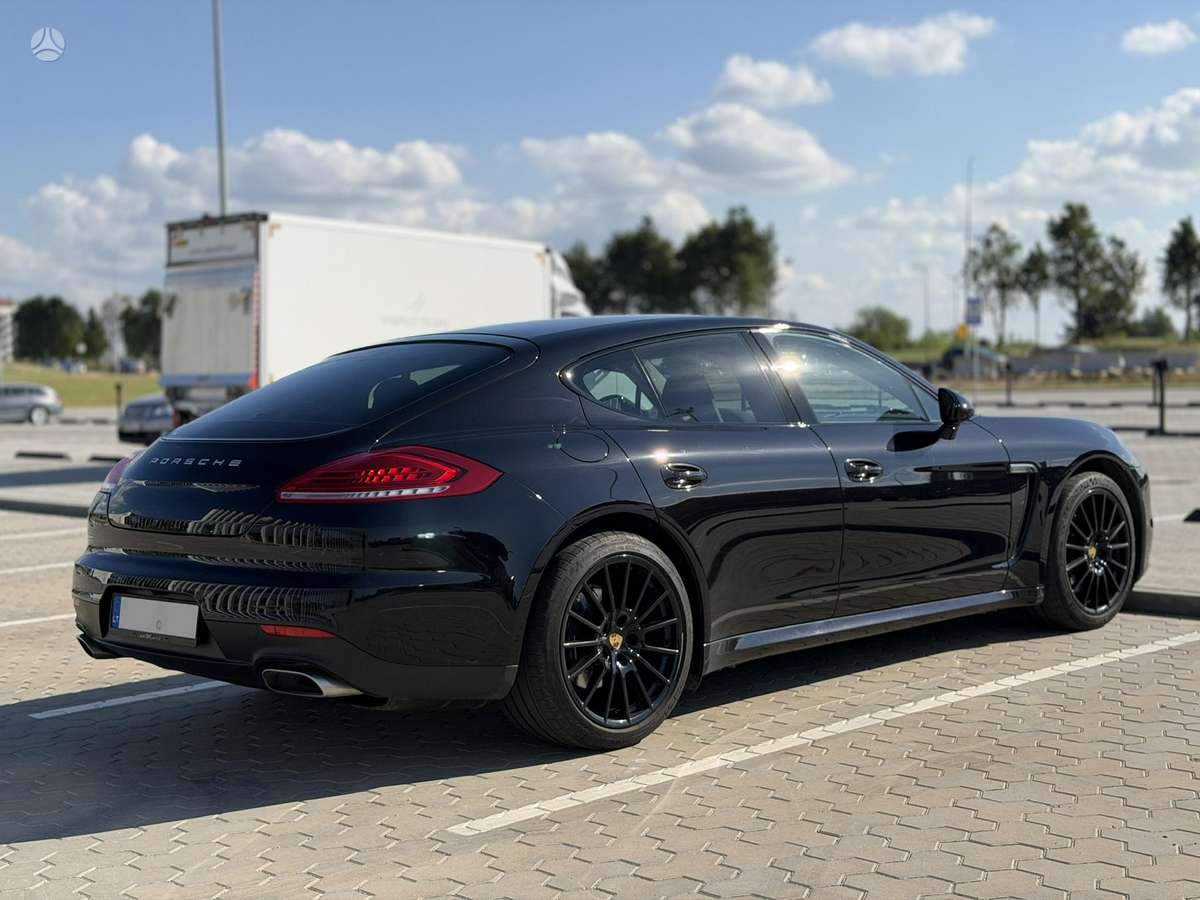Porsche Panamera - 7