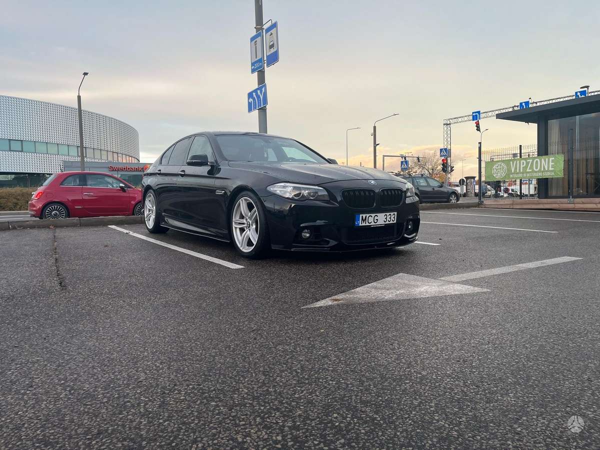 BMW 535, 3.0 l., Седан