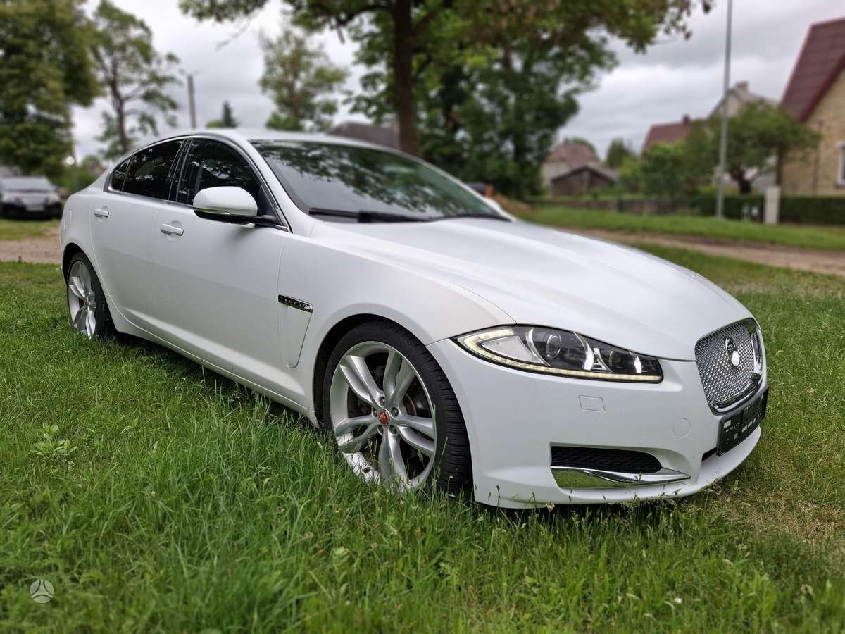 Jaguar XF, 2.2 l., Седан